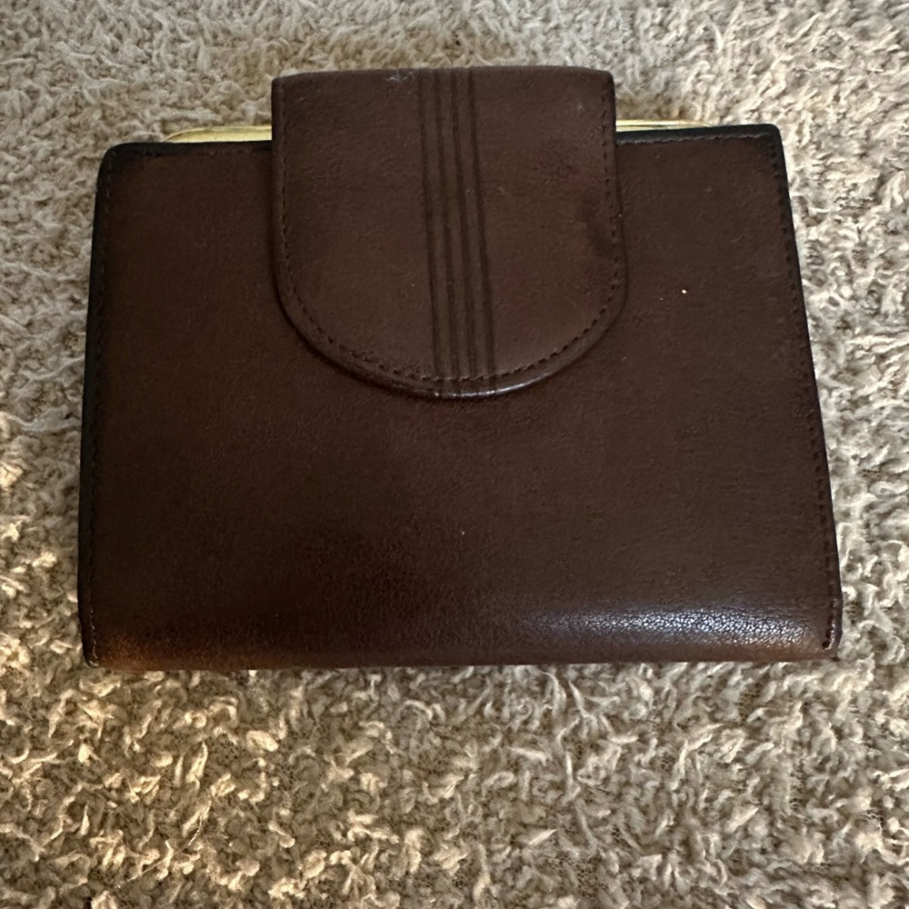 Vintage Buxton Brown Leather  Wallet full grain cowhide exterior - Picture 2 of 14